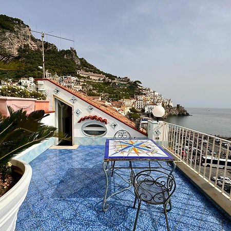 Hotel Holidays Baia D'Amalfi Extérieur photo